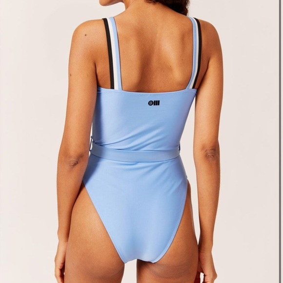 Solid and stripe bathing suit - Picture 2 of 2